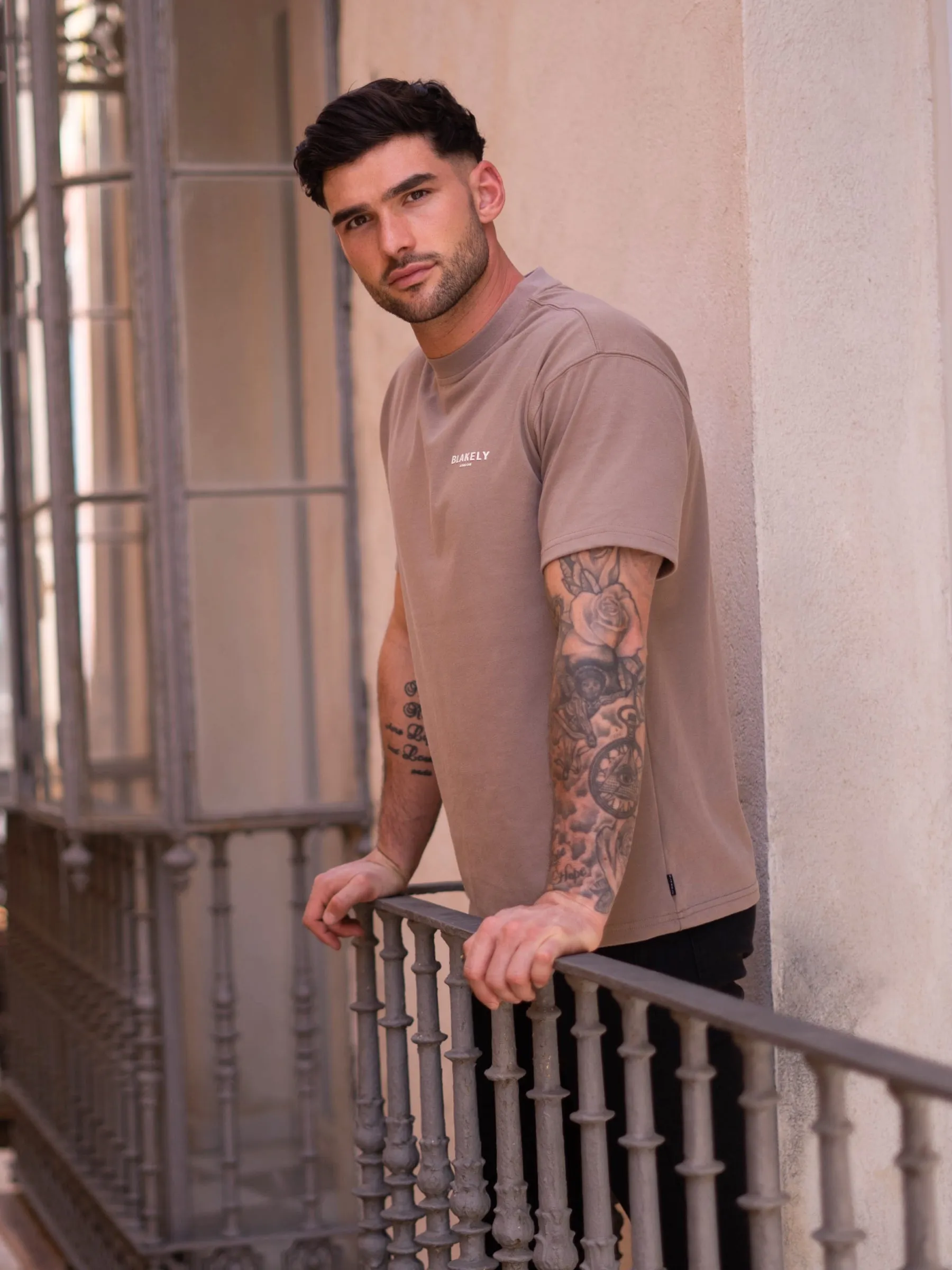 Blakely London Relaxed Fit T-Shirt - Brown