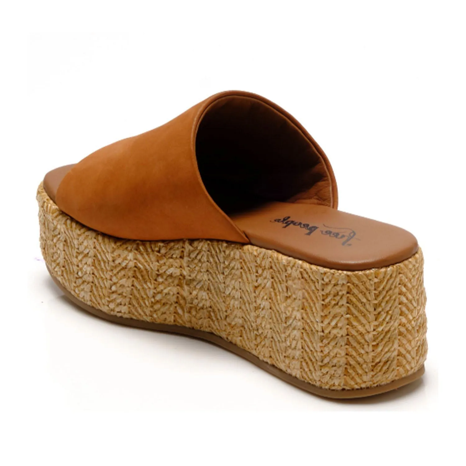 Free People Women's Harbor Raffia Flatform in Tan