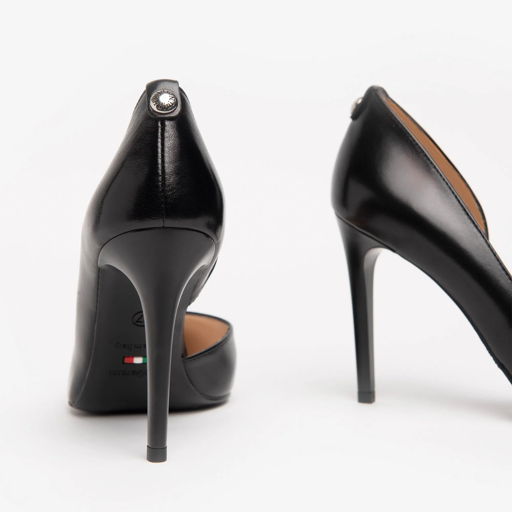 NeroGiardini Black Court Shoe