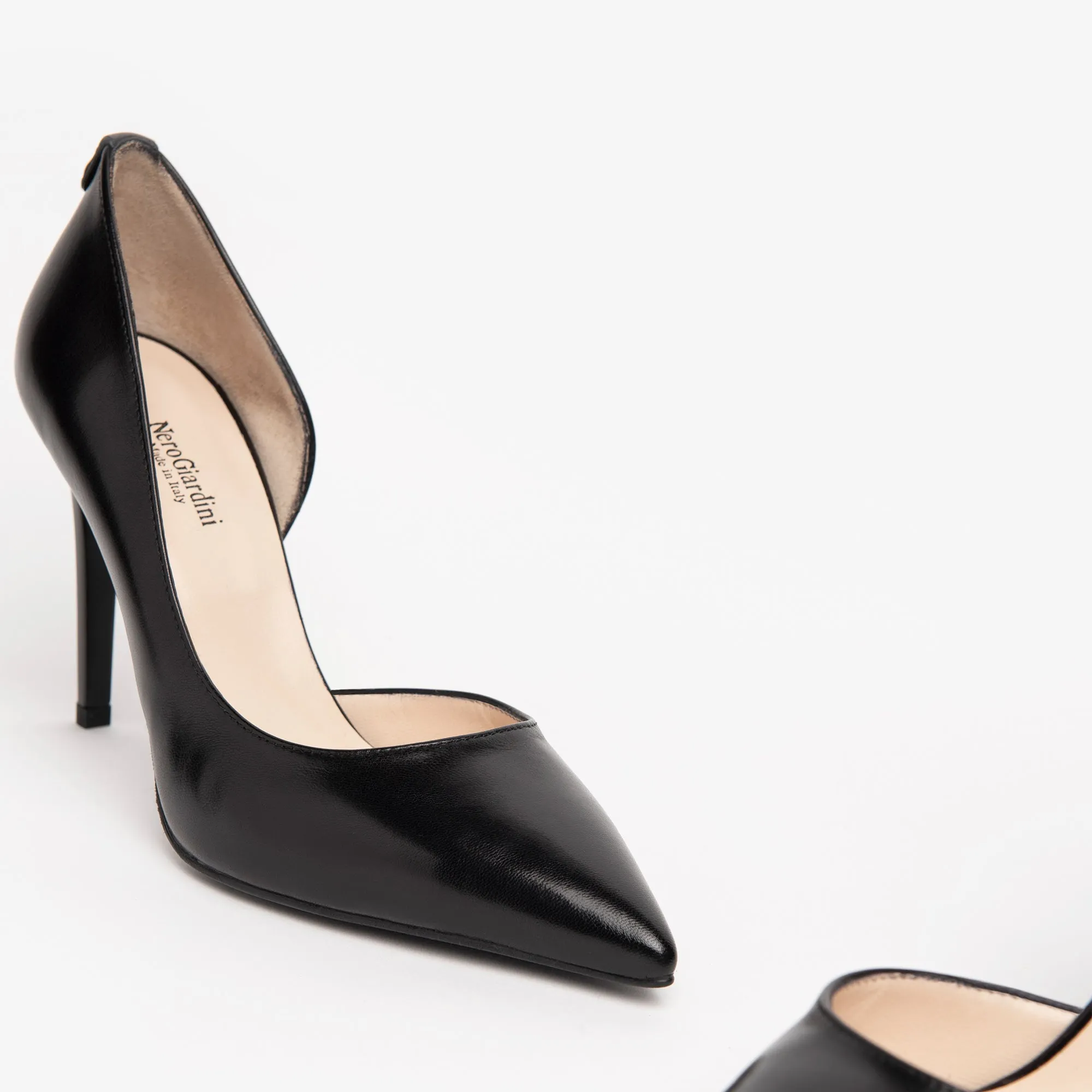 NeroGiardini Black Court Shoe