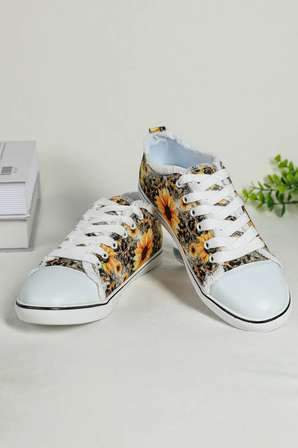 Women's Sunflower Print Slip On Canvas Shoes