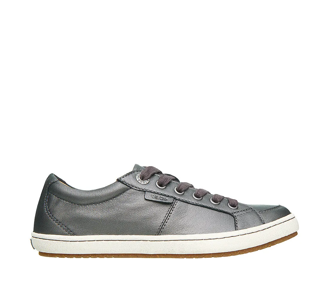 Women's Taos Onward Color: Pewter