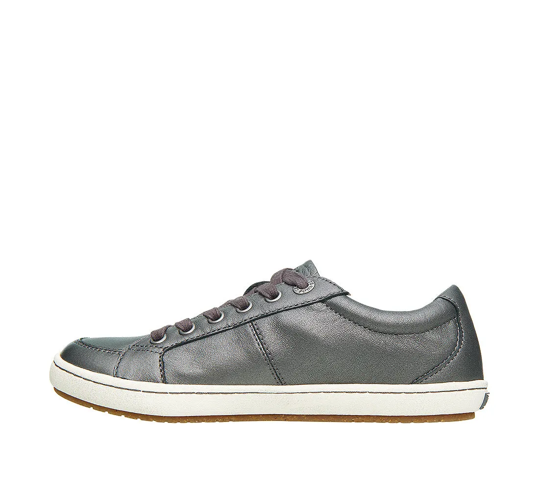 Women's Taos Onward Color: Pewter