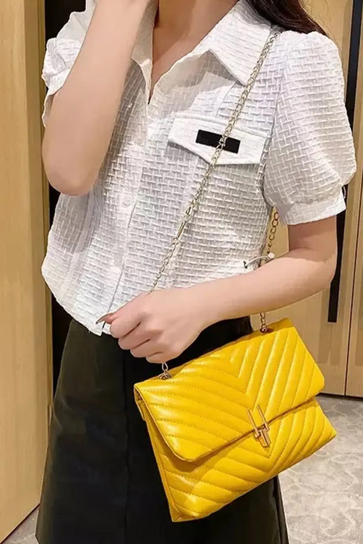 Yellow leather Metallic Bag - A23 - WHB0053