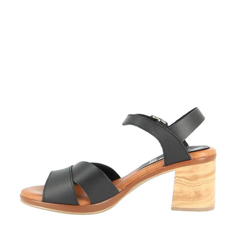 Zeta Beth Black Natural Heeled Sandal